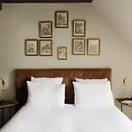 New Republique - Ex Albert's Hotel 4*
