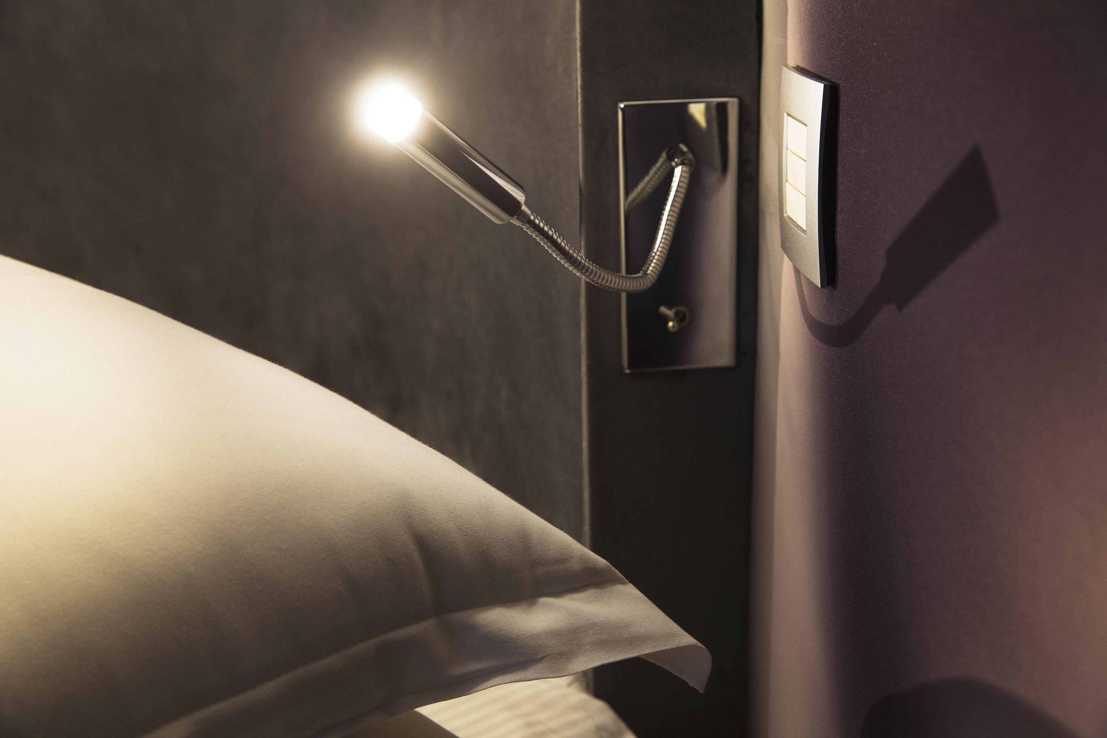 New Republique - Ex Albert's 4*